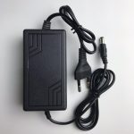 Sursa alimentare tip desktop LN-EU12V2A-P; Tensiune intrare: AC 110-- 240V;