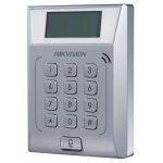 Cititor standalone cu tastatura si card proximitate Hkvision DS-K1T802M, suporta