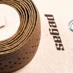 GHIDOLINA PIELE PEGAS GT-1AH, 2000x30MM, PERFORATA, DOAPE LEMN, MIERE